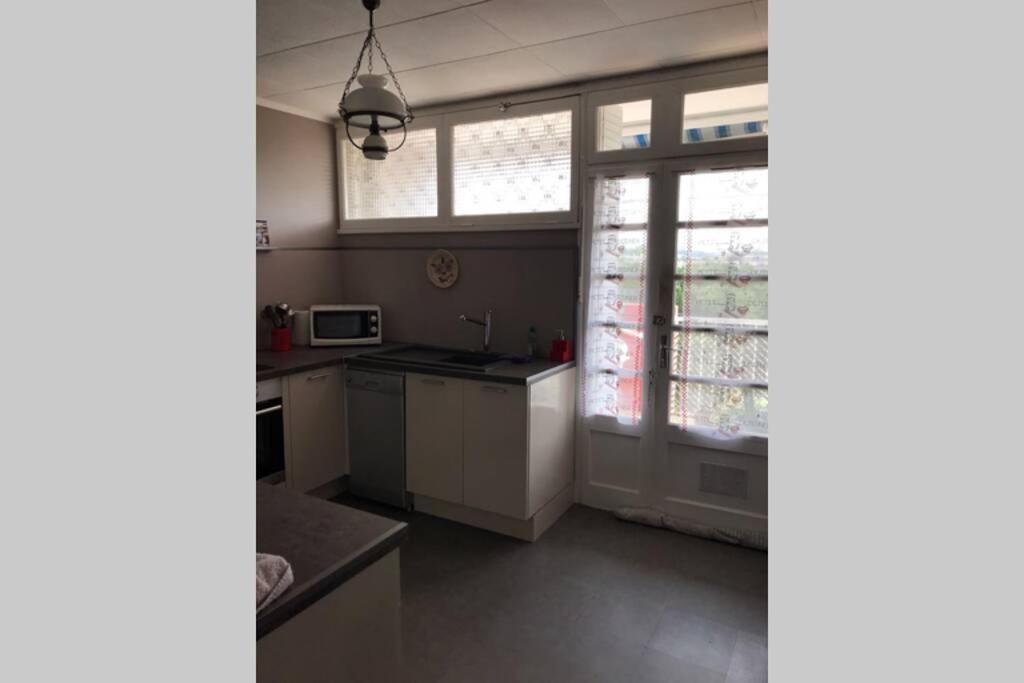 Bel Appartement Avec Vue Et Parking Prive Béziers Buitenkant foto